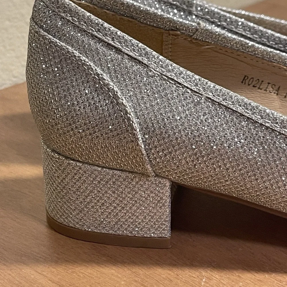 NEW IDIFU Chunky Block Heel Silver Glitter Pumps Glam Event Disco RO2LISA Sz 7.5
